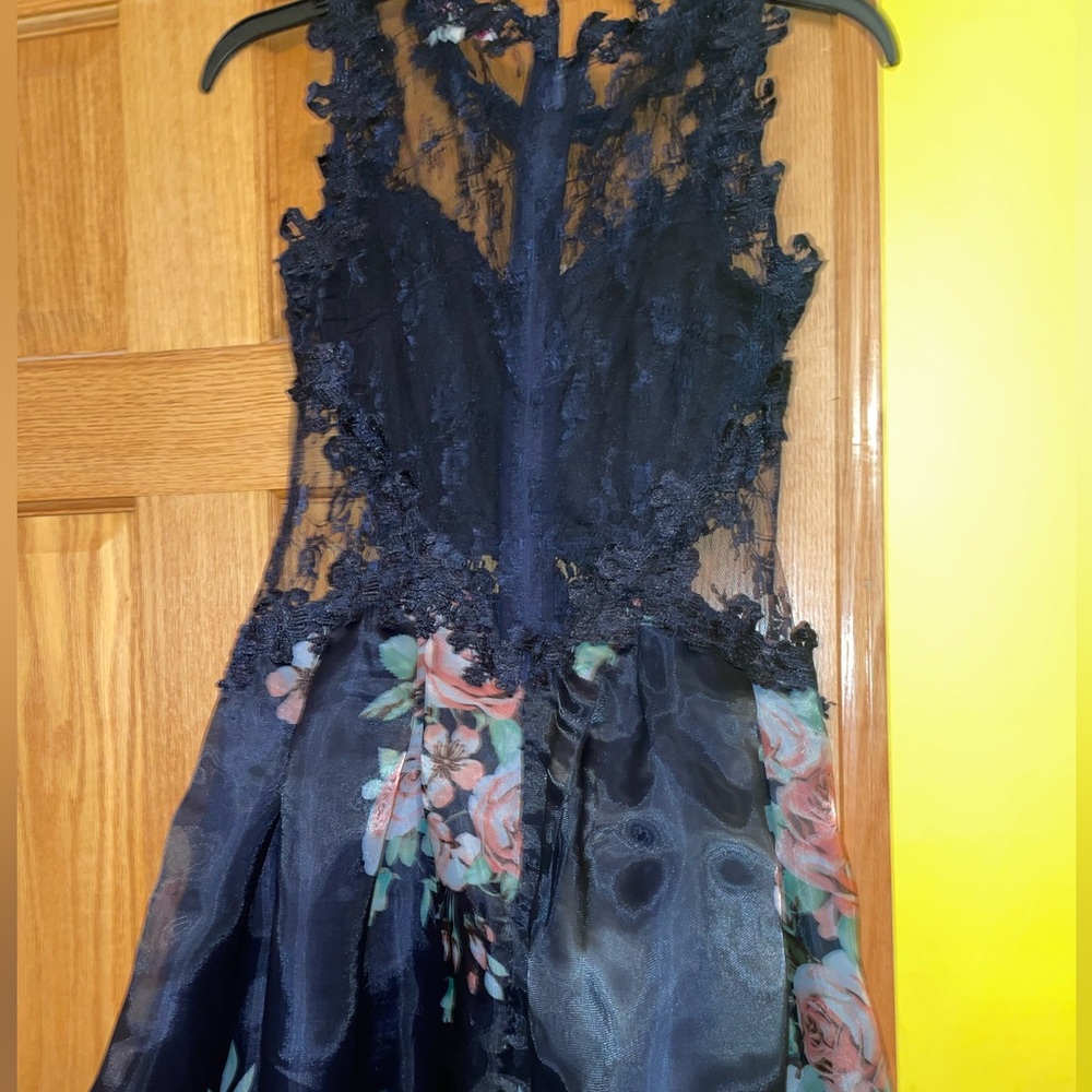 Formal Dress - Picture 5 of 5